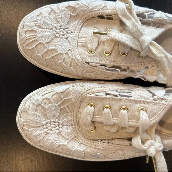 Keds Women's Cream Floral Lace Sneakers - Picture 5 of 5
